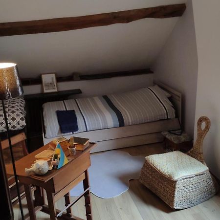 Chambre calme et accueillante, parking gratuit Saint-Germain-la-Poterie Extérieur photo